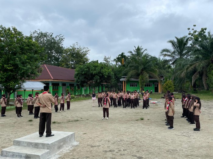 Sukses! Penutupan Tamu Ambalan MTsN 6 Bungo Jadi Bukti Kekompakan dan Disiplin Sukses! Penutupan Tamu Ambalan MTsN 6 Bungo Jadi Bukti Kekompakan dan Disiplin