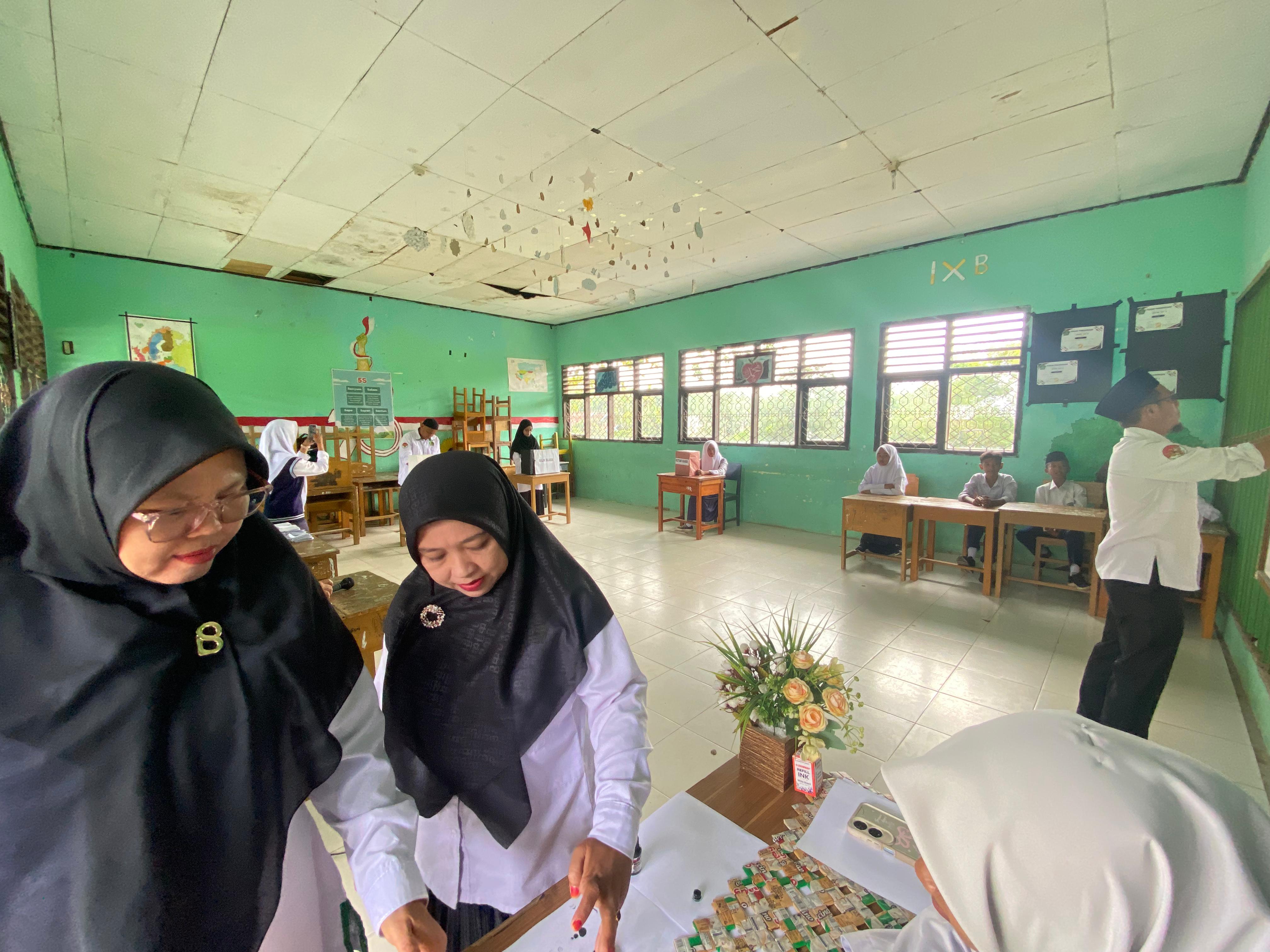 OSIM MTsN 6 Bungo: Ini Hasil Pemilihan Periode 2025/2026! OSIM MTsN 6 Bungo: Ini Hasil Pemilihan Periode 2025/2026!