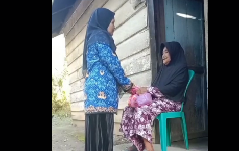 Antusias Sambut Pelantikan PPPK Tahap II, Staf MTsN 6 Bungo Berbagi Berkah untuk Sesama